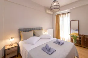 Spacious house with terrace combining tradition and modernity near sandy beach - Image 4
