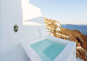 The Architect's Cave House - Image 2