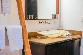 Cinco lujosas suites con cocinas completas, excelente ubicación cerca de la playa y la ciudad - Image 5