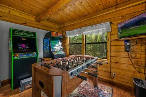 Scenic Hideaway Cabin 3 Bedrooms 2 Bathrooms Cabin - Image 2