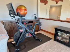 Alquiler de lujo moderno con aire acondicionado y aire acondicionado y vistas al lago Tahoe + Jacuzzi (P - Image 2