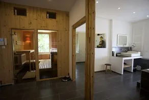 Übernachten in einer Kirche – mit Hund - Image 2