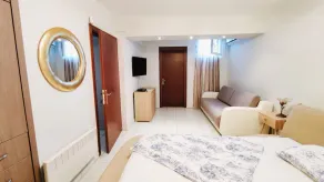 Mira Mare Beachfront Villa - Image 2