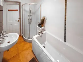 Experience coastal bliss in Newbiggin-by-the-Sea, Northumberland. - Image 3