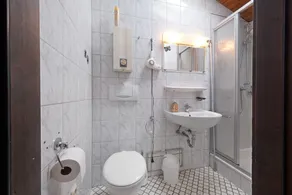 Casa vacanze 'Haus Elli' con terrazza privata, giardino privato e Wi-Fi - Image 4