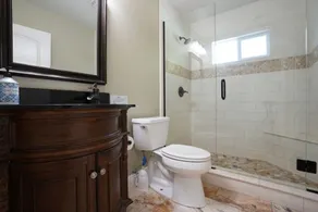 Classy PoolJac Home: 2 Ensuites 34 Mile2Disney - Image 2