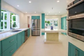 Stunning Villa 2 Mins to Beach - Coral House - Image 3