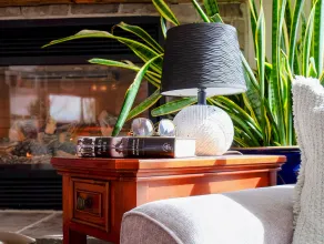 King Estate Rideau | Waterfront | Sleeps 16 | 4 Acres | Views! - Image 3