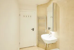 Host & Stay - The Old Dairy - Image 3