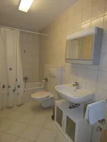 Ruhige Ferienwohnung im Dorf auf 630 m Höhe am Rande des Schwarzwaldes - Image 2
