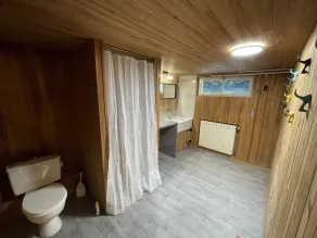 House sleeps 21, heated indoor pool, Padel 3mn away, 1h from Paris - Image 3