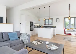 3 bedroom accommodation in Newbury - Image 4