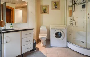 3 sovrum husdjursvänligt hem i Tarm - Image 5