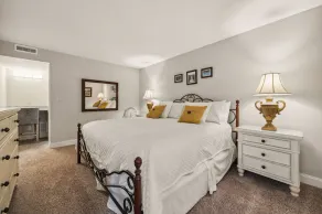 Fore Your Pleasure! Pet-friendly, Ground Level on Golf Course with Pool!! - Image 5