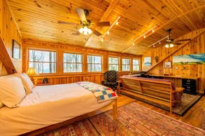 Abgelegene und abgelegene \"Mountain Breeze\" Cabin Getaway - Image 5