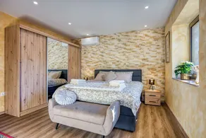 Vila Leonarda with Terrace and Garden - Happy Rentals - Image 5