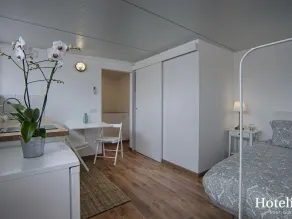 Hotelito Boutique Badalona 6 - Image 4