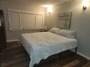 Cozy and Comfortable Home in West County - Image 5