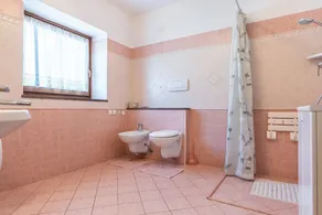 Ferienwohnung 'Agritur Alle Quattro Stagioni' mit Bergblick und Garten - Image 3