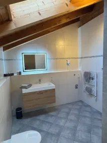 Beautiful apartment in an ideal location for a relaxing, restful vacation - Image 3