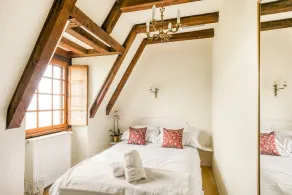 Belle Vue - Four Bedroom Villa, Sleeps 8 - Image 5