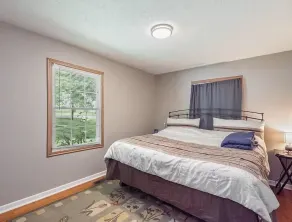 family home - Image 4