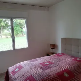 Renovated, spacious, quiet and bright farmhouse in the middle of meadows - Image 4