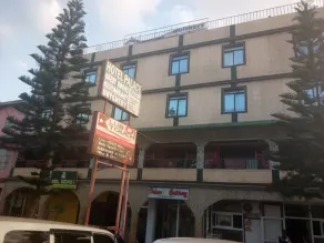 Palace Hotel - Image 5