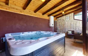 Amazing Home in Poljanica Bistranska With 2 Bedrooms, Wifi and Jacuzzi - Image 2