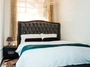 Experience Modern Comfort and Stunning Views - Image 5