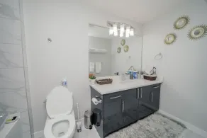 Entire guest suite 2 Bedroom, Private Entrance - Image 2