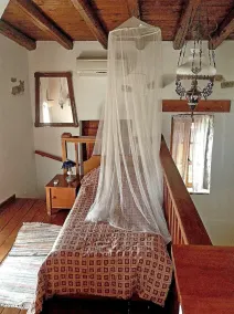 casa con una camera da letto con terrazza-livello diviso - Image 5