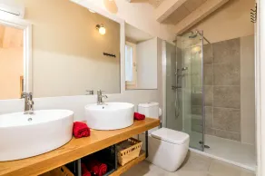 VILLA KURIOZA - ECO STONE VILLA WITH HEATED POOL - IDEAL FOR FAMILY VACATIONS - Image 3