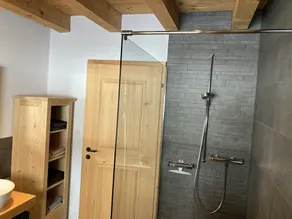 Beautiful apartment in an old renovated farmhouse - Image 4