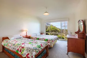 Spectacular Views at Mollymook - Image 5
