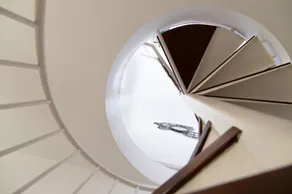 Figueres Center A 4-minute walk from the Dalí Museum! Spirals Stairs Duplex terrace - Image 3