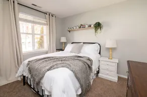 King Bed - Pet Friendly - EV Charger - Emersen’s Place - Image 5