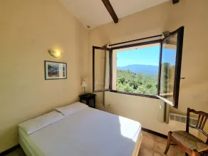 Villa avec piscine au coeur des oliviers - Image 5