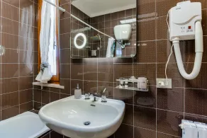 A casa di Dario: a due passi dal mare con posto auto - Image 2