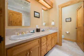 JHRL - Beautiful Single-Family Granite Ridge Cabin #7590, Hot Tub - Image 3