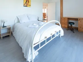 House in Saint-pabu Near Stunning Beaches - Image 5