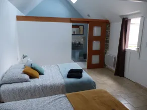 Camera familiare, a 2 minuti dalla spiaggia - Image 4