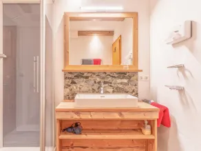 Rustic Tyrolean guesthouse only 300m to ski lift - Image 5