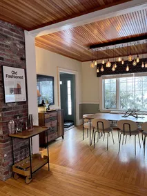 Modern Family Retreat, Steps to Mirror Lake/Main St, Hot Tub, Game Room, Deck - Image 5