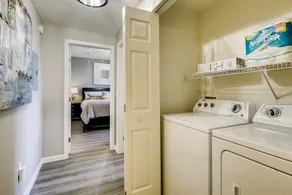 LUXURY FURNISHED CONDO NÄR DTC, DISH NETWORK, & CENTENNIAL LUFTHAVN - Image 2