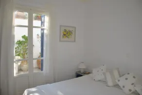 2 cama casa renovada tradicional com vistas panorâmicas sobre o mar em Kioni, Ithaca - Image 5