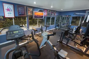 BH (Trousdale) Estate 4BD/5BA, Pool, Spa, Tennis/ basketball Court, Gym & More - Image 2