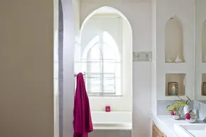 Villa med 4 Sovrum med Uppvärmd Pool, 7 Minuter Från Centrum, Lugnt - Image 2