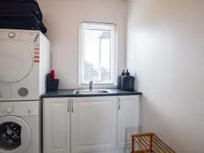 4 star holiday home in Humble - Image 2