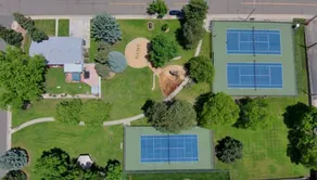 Red Rocks + HOT TUB + Bocce Ball + PICKLEBALL+ Fire Pit + 8 Beds + ARCADE - Image 2